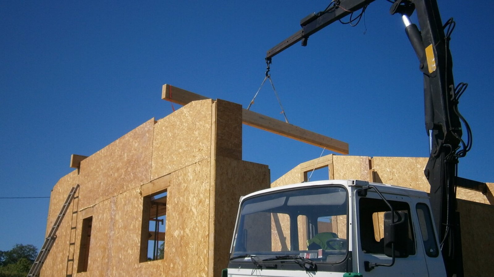 Fitting a Purlin Beam