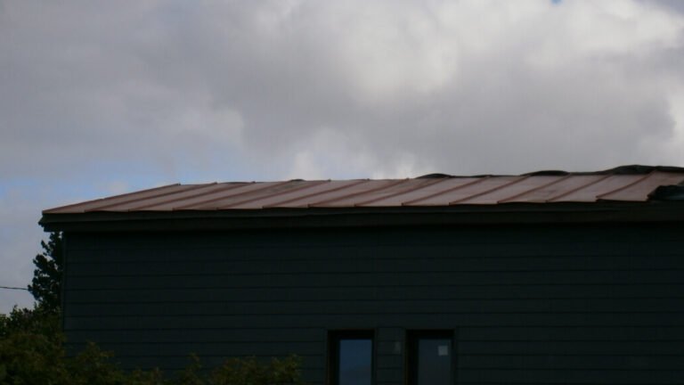 Fitting the Roof Panels