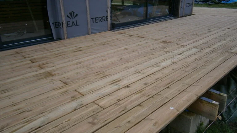 Decking Floor