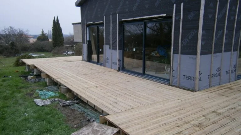 Decking Floor