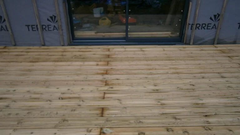 Decking Floor