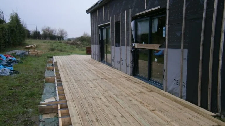 Decking Floor
