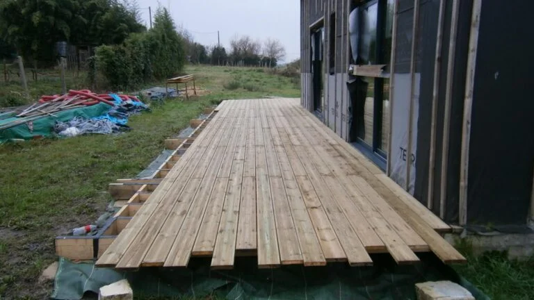 Decking Floor