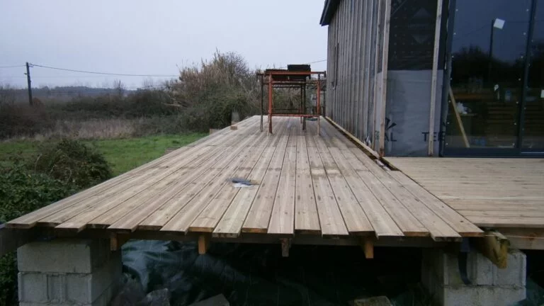 Decking Floor