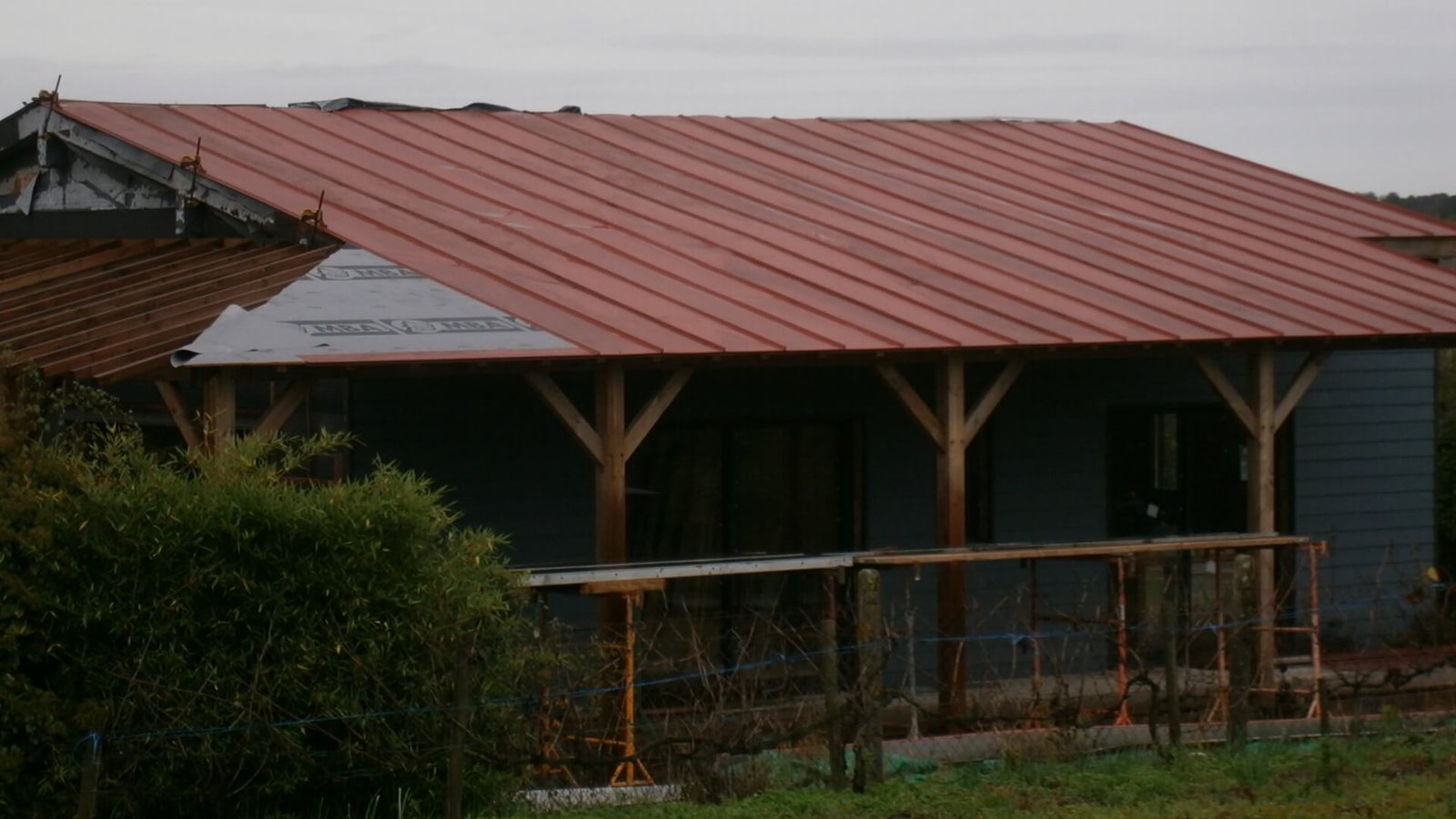Fitting the South Roof Panels